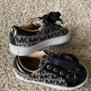 Michael Kors girl shoes